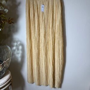 Yellow Pleated Pencil Skirt